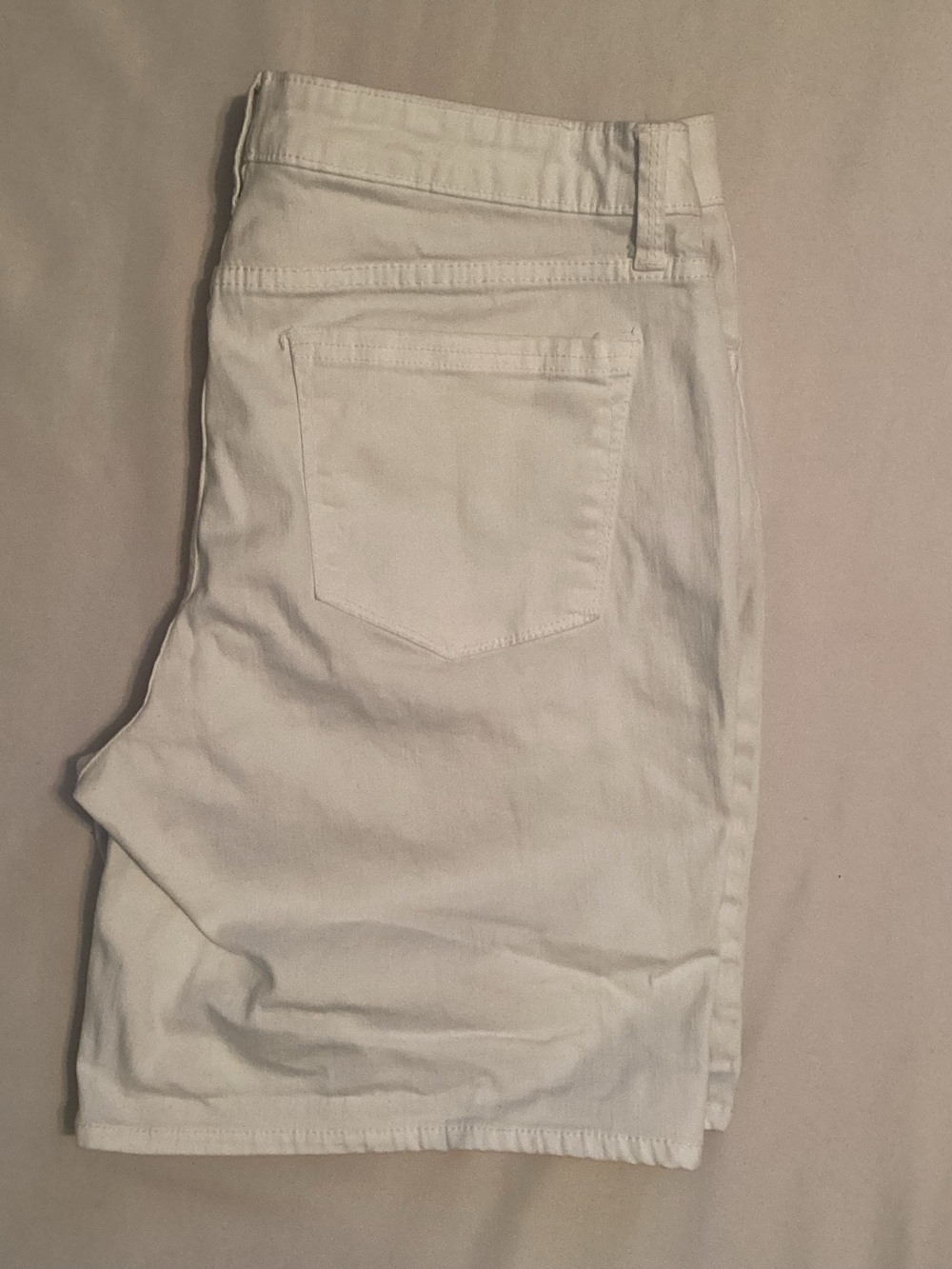 Riders by Lee White Ladies Mid Rise Denim Shorts Size M
